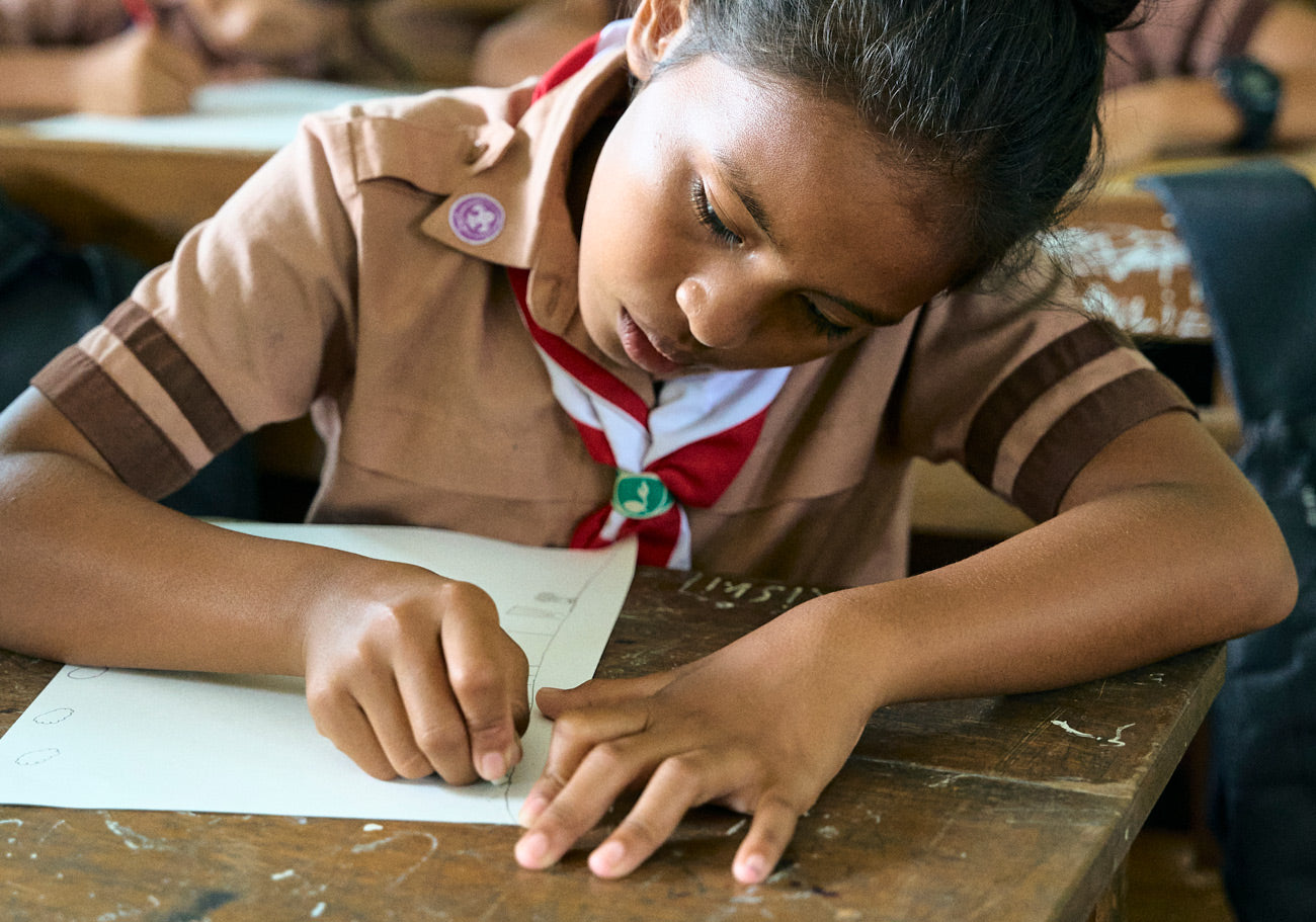 chelsia-drawing-perfection-10-lr.jpg