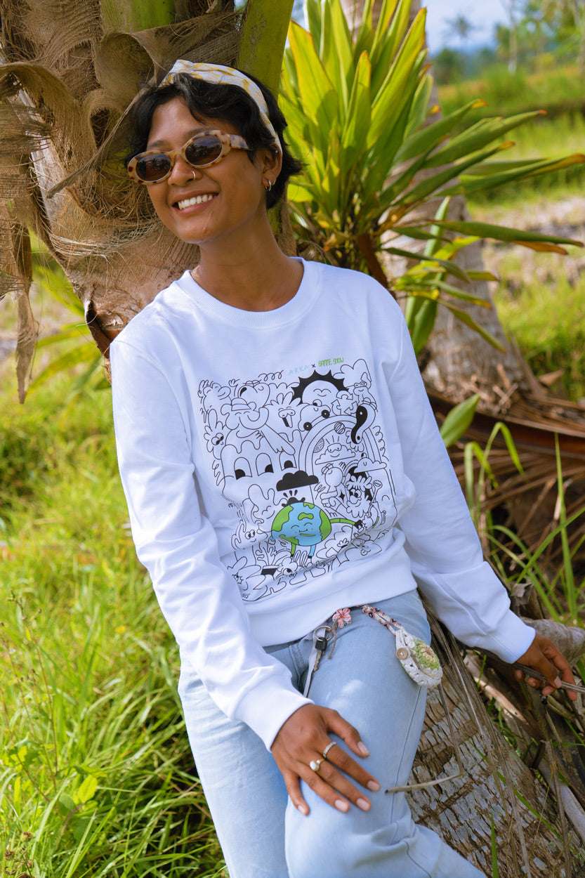 wearable-art-collab-samme-snow-t-shirt-sweater-7-lr_7c814a12-29d4-4ae0-a0ae-9f82d40b11e6.jpg
